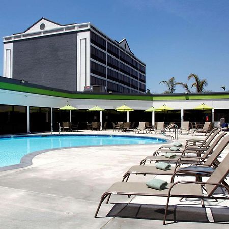 Radisson Hotel Oakland Airport Εξωτερικό φωτογραφία